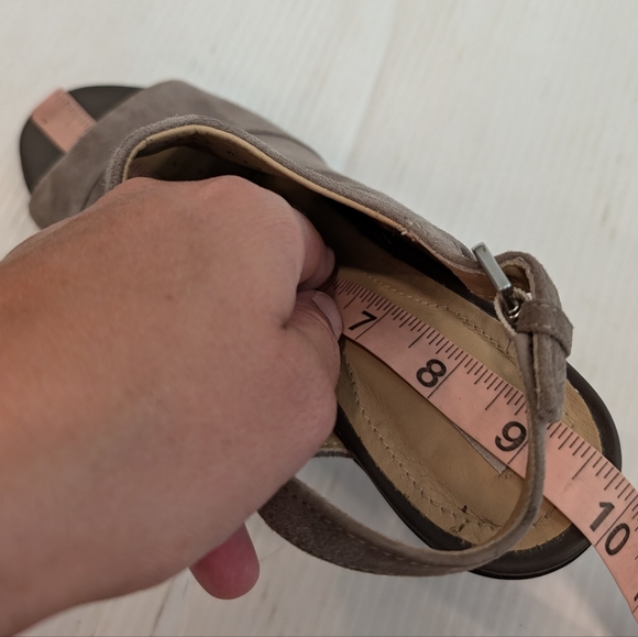 GEOX Respira Women's Gray leather peep toe ankle booties size 38 - Picture 10 of 10